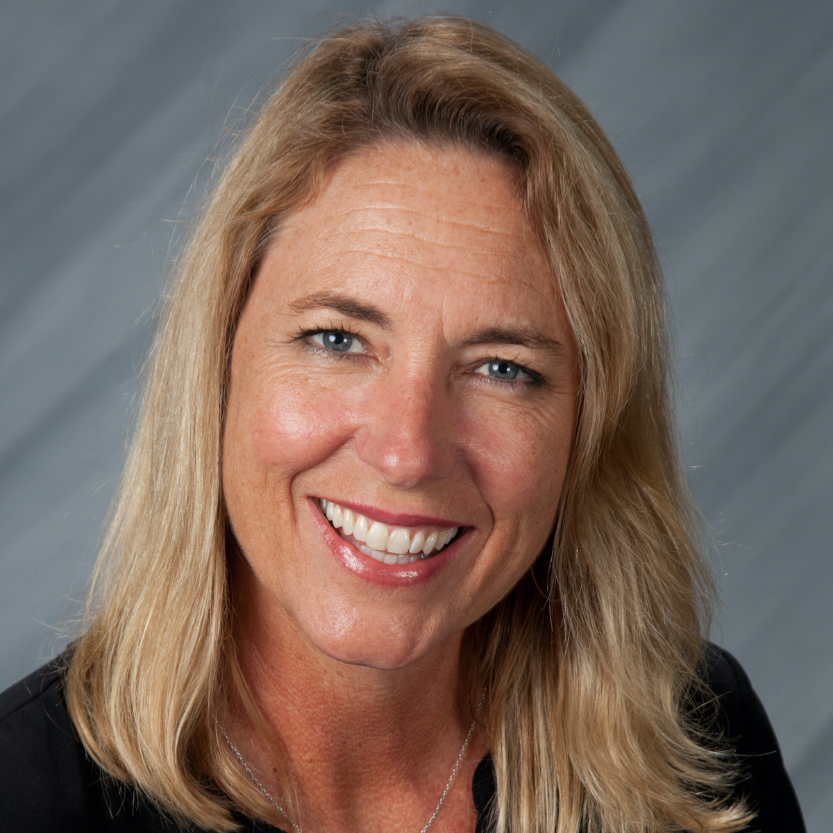 Kristy Stuart headshot